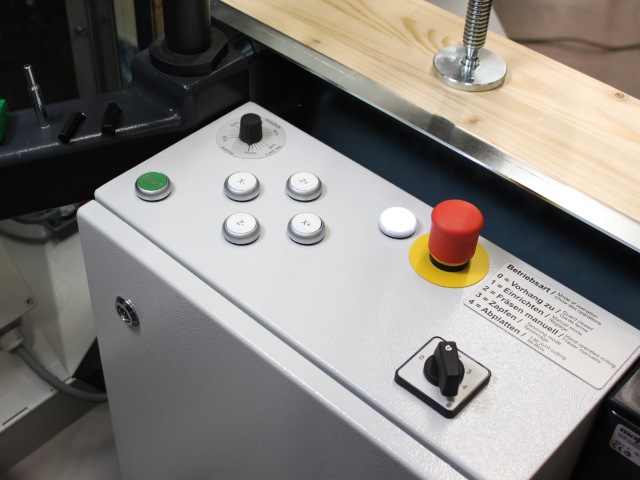Zapfenfräsmaschine
